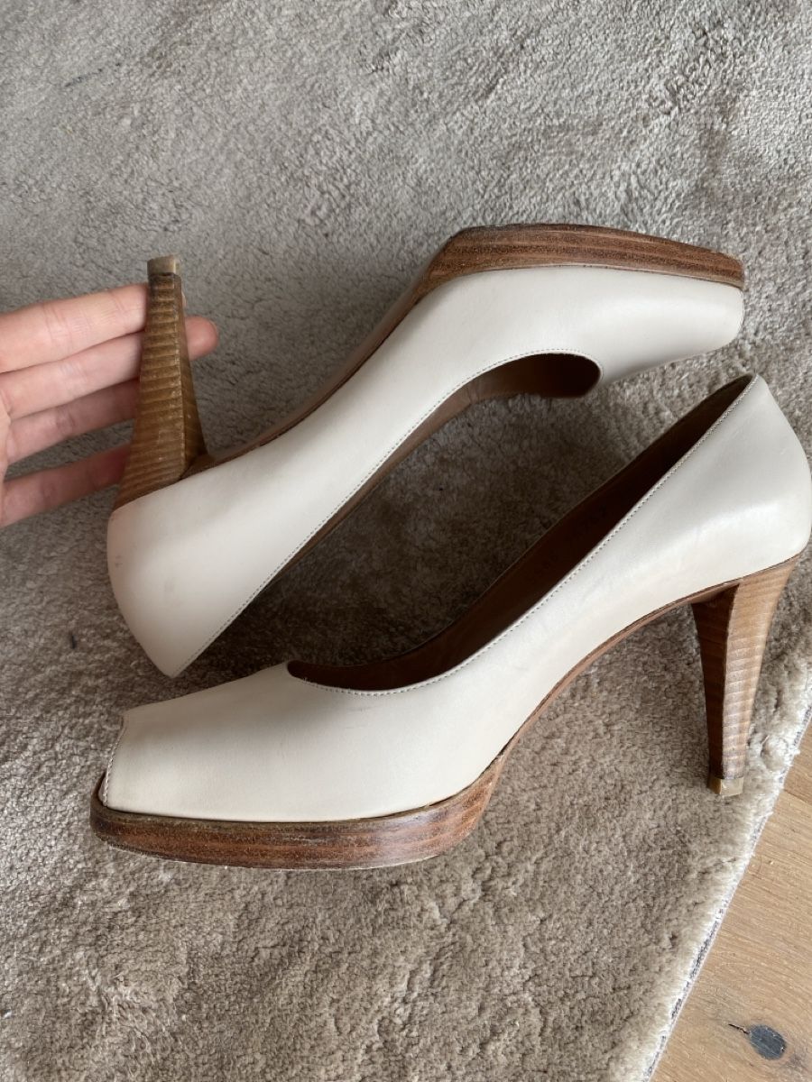 Sergio Rossi Damenschuhe: Sergio Rossi Peeptoe Pumps, Heels, Gr. 39 – Gebraucht aus Vesenaz von nat_mq8l