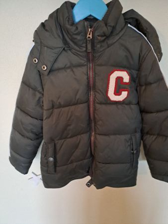 Winterjacke für Jungen, Grösse 122, sehr guter Zustand!