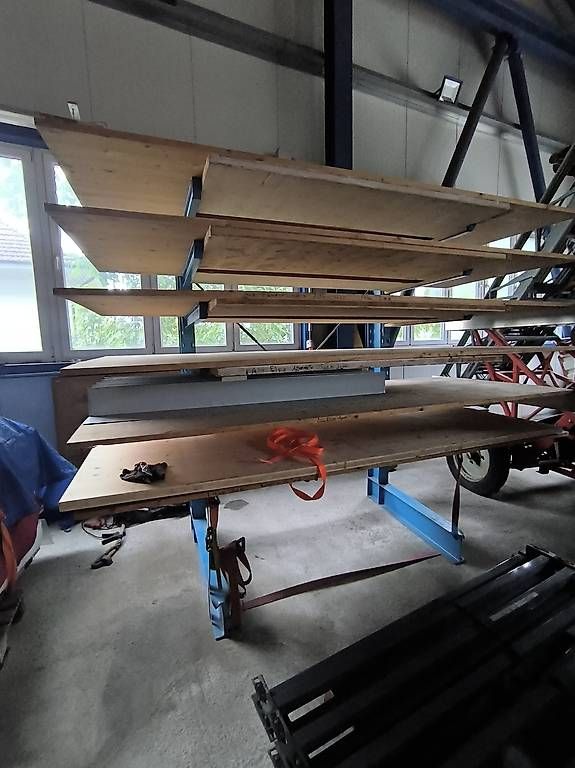 Scaffali: Kragarmregal – Usato da Walliswil-Nbipp venduto da Chaesi6