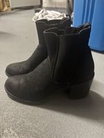Stiefeletten mit kleinem Absatz