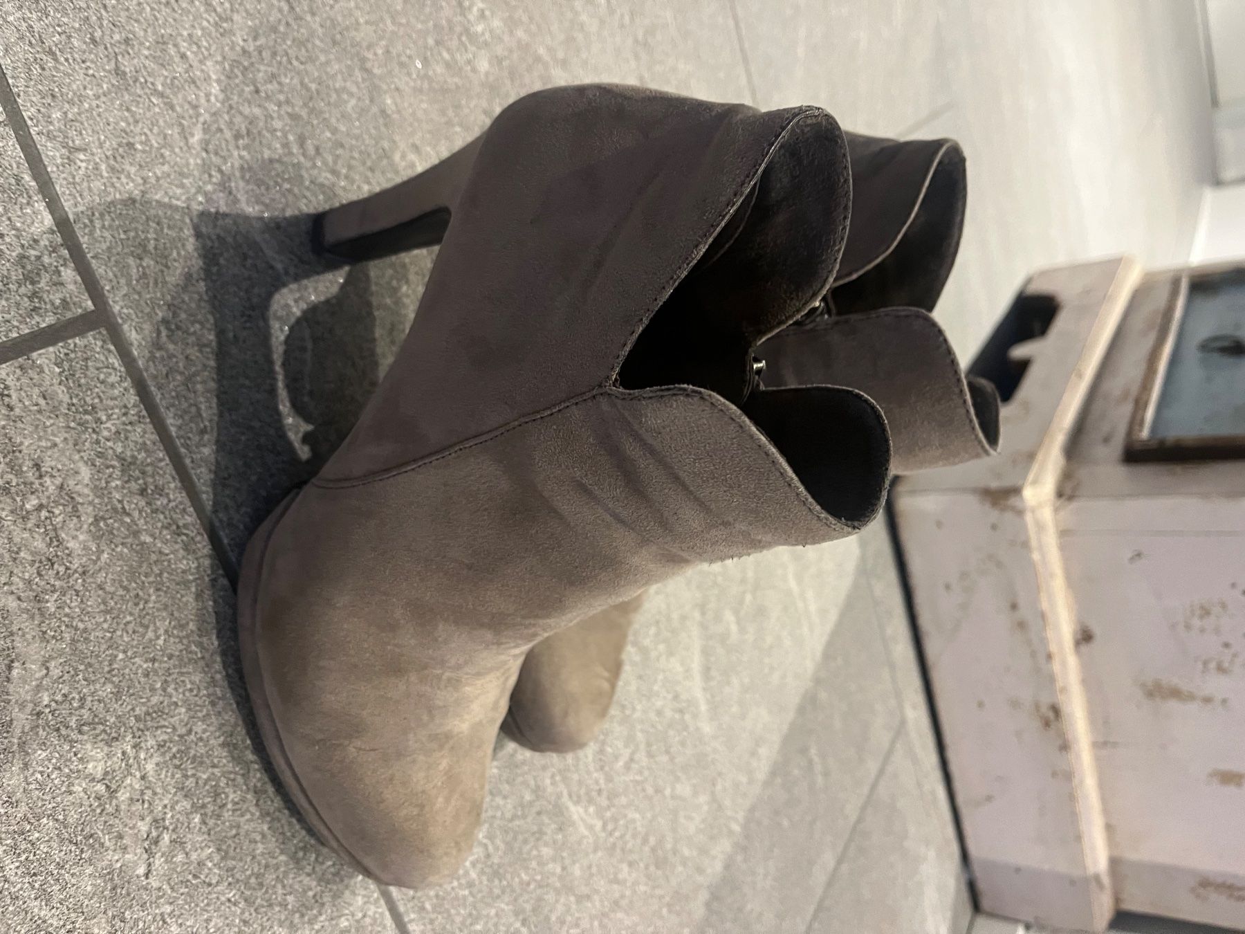 Tamaris Damenschuhe: Stiefel – Gebraucht aus Rudolfstetten von London70