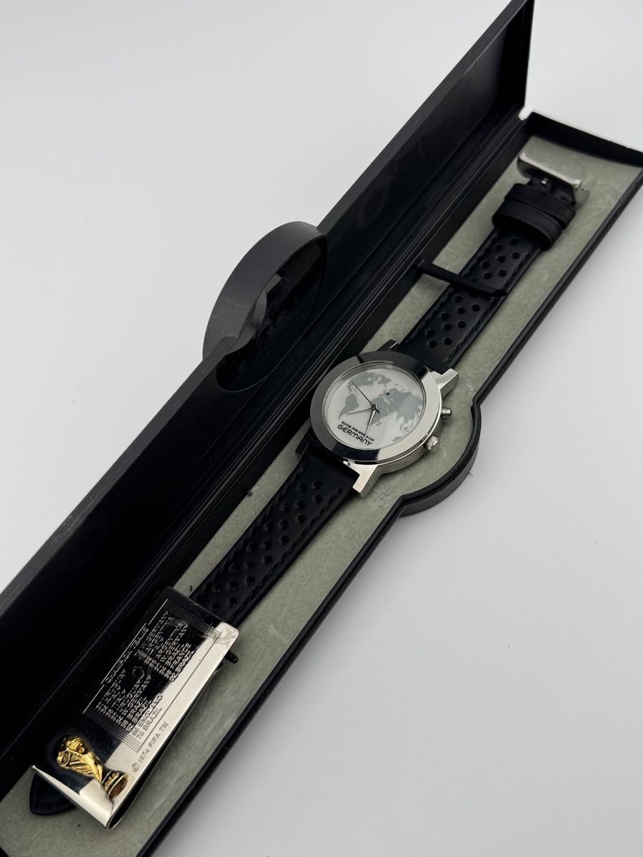 Uhren: FIFA 2006 germany uhr limite full set herrenuhr  – Gebraucht aus Biel/Bienne von upi_7vwn 4
