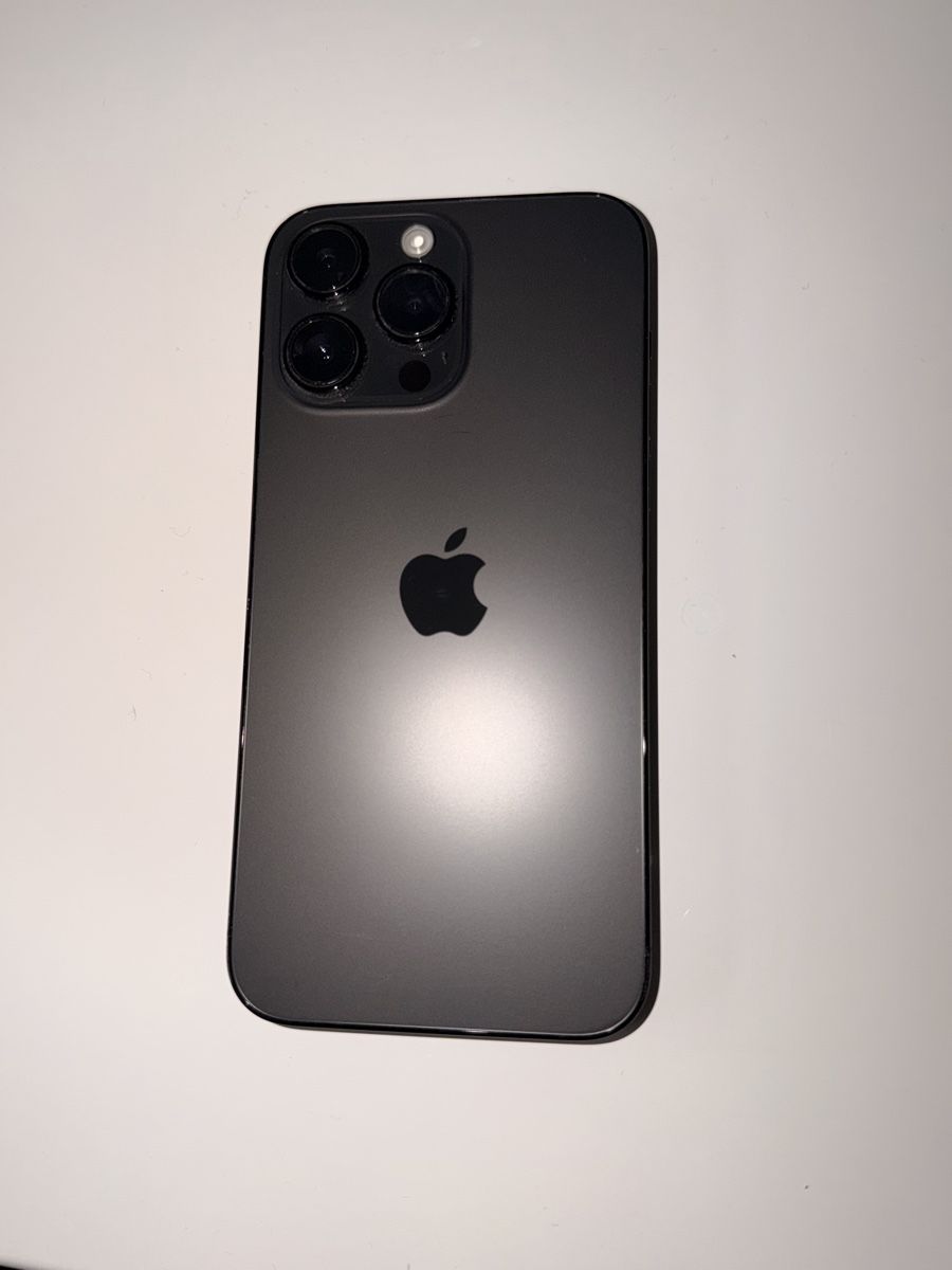 Apple Telefoni cellulari / Smartphones: Apple iPhone 14 Pro, navy Used, Good Condition – Usato da St. Margrethen SG venduto da shayluxuryfashion1 1