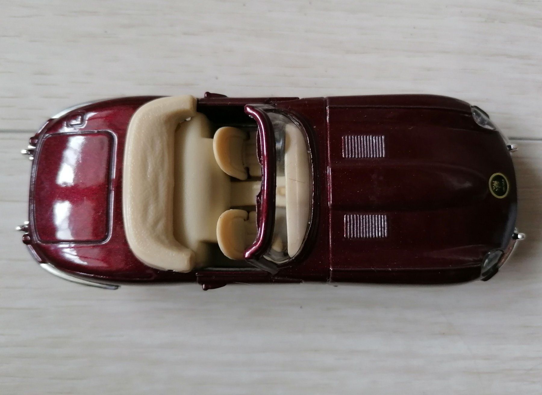Jaguar Modellautos: Modellauto Jaguar Cabriolet Mst. 1:38 rot – Gebraucht aus Oberurnen von mackrokodile 2