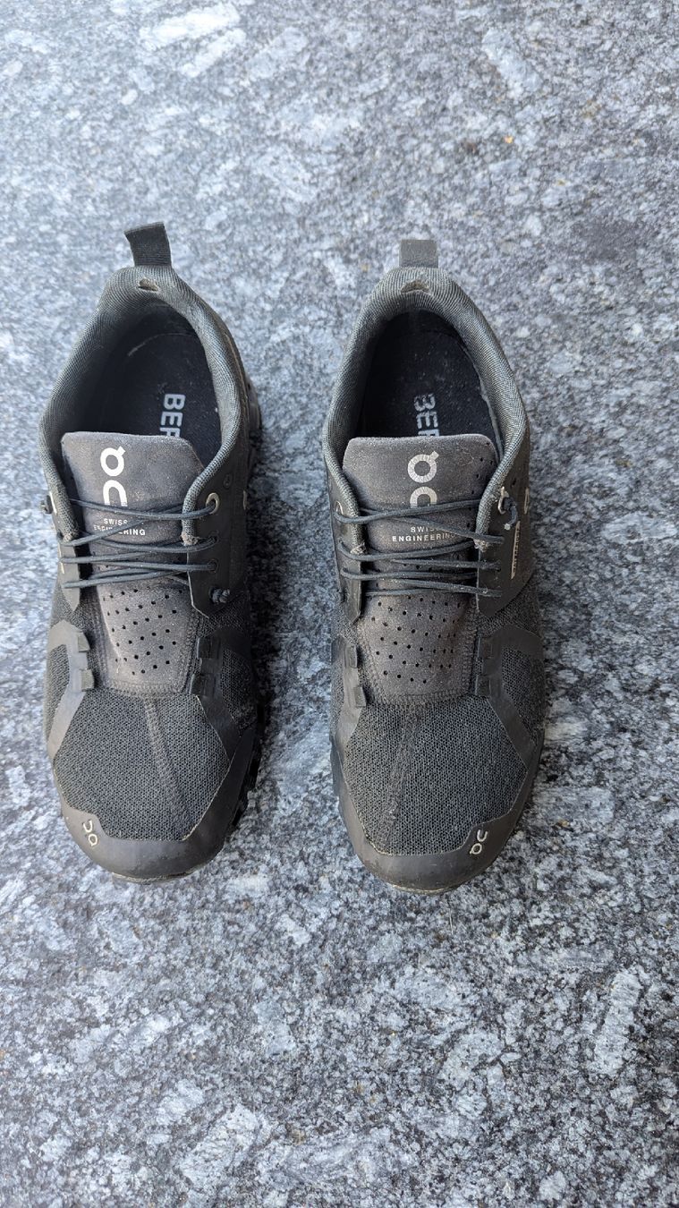 On Chaussures hommes: On Schuhe / Waterproof Sneaker Herren – D'occasion à Opfikon par topofspeedy 1