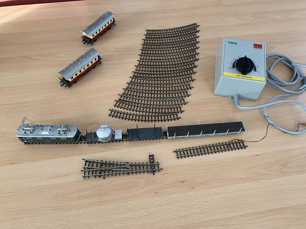 Modellini di ferrovie: Modelleisenbahn RHB – Usato da Vaz/ Obervaz venduto da lain67