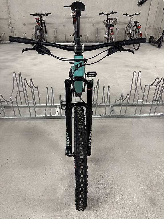 Biciclette: 2023 Propain Tyee CF L 27.5" – Usato da Mettmenstetten venduto da bbe_75zp 2