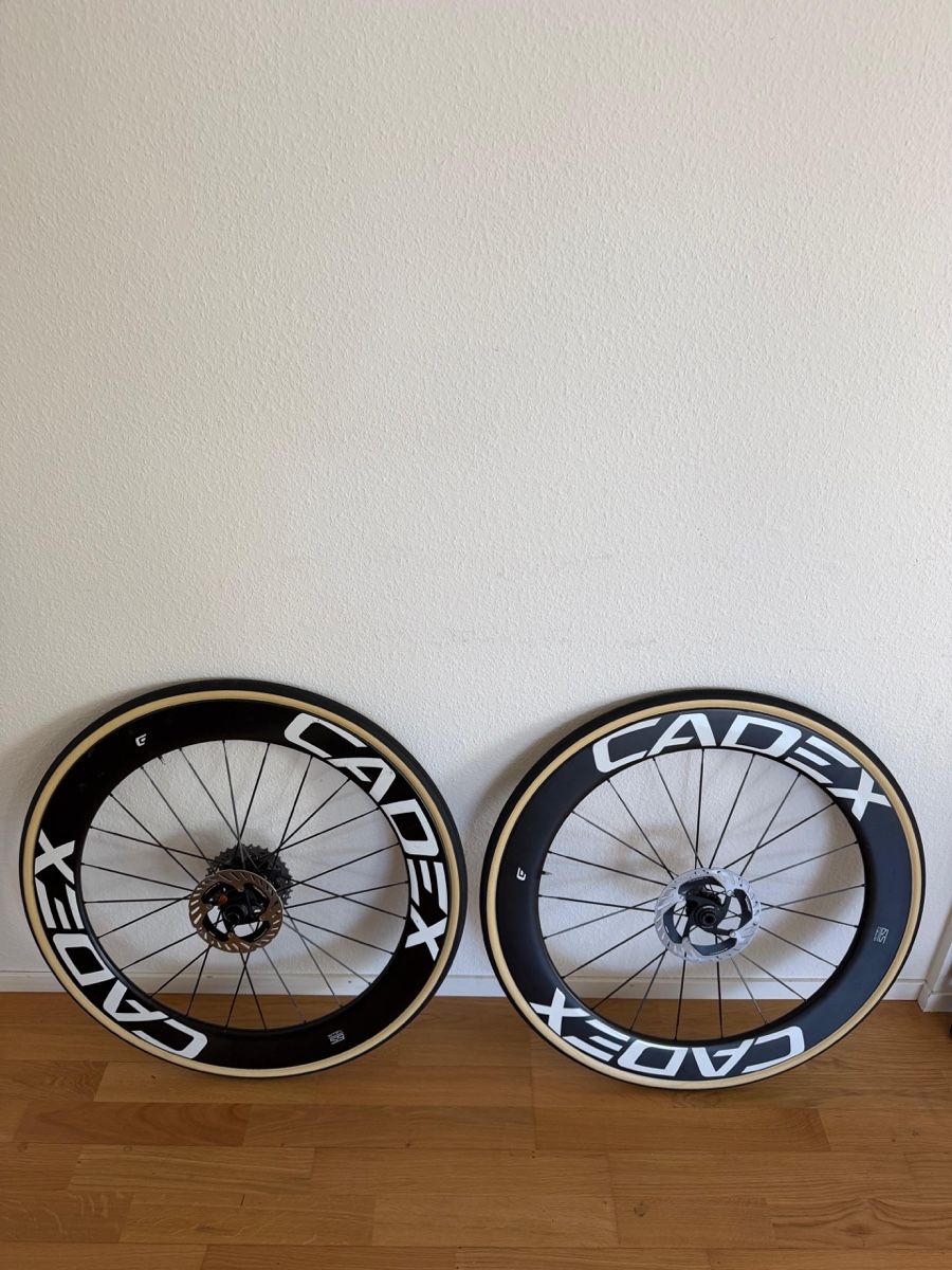Pezzi di ricambio: CADEX 65 Tubular Laufradsatz – Usato da Zürich venduto da Emil999