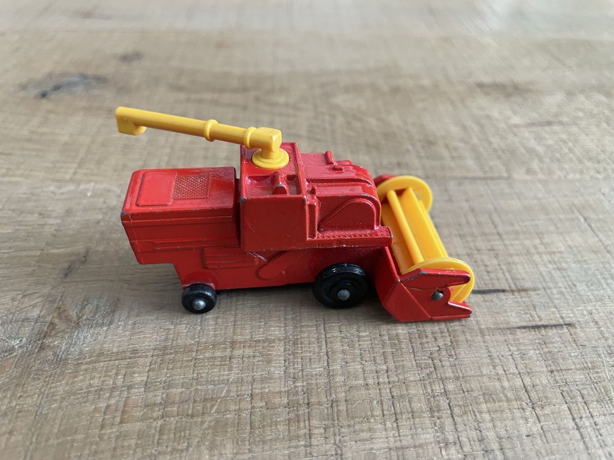 Matchbox Modellautos: Matchbox 1977 Combine Harvester Mähdrescher – Gebraucht aus Frauenfeld von Challenger77 1