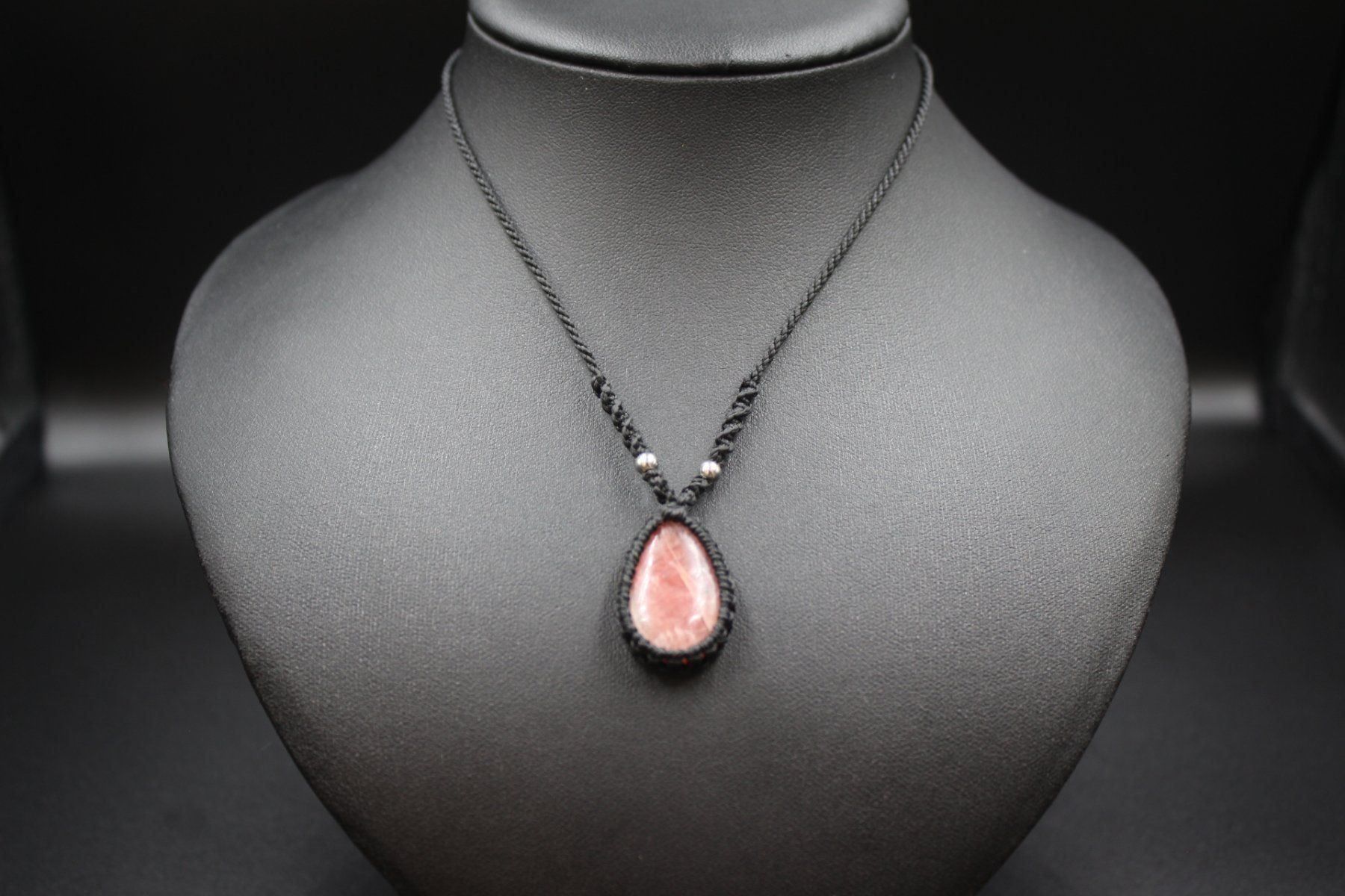 Catenine: Rhodochrosit Kette aus Makramee – Nuovo e nell'imballaggio originale da Zürich venduto da MEVAS-Schmuck 4