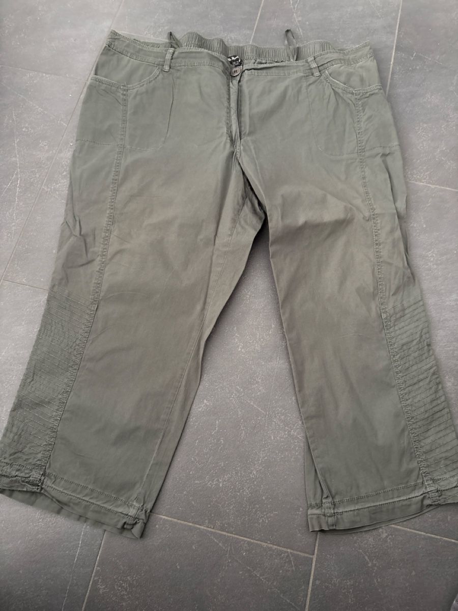 Ulla Popken Hosen: Hose - Sommerhose - Grösse 54 - Ulla Popken – Gebraucht aus Oberuzwil von jabano