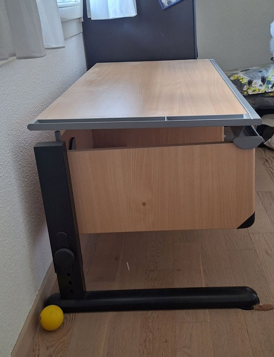 Moll Scrivanie: Kinderpult Moll mit Bürostuhl – Usato da Pfäffikon ZH venduto da Glattib7 1