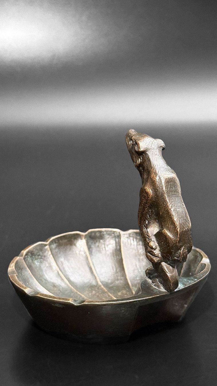Sculture & Statue: Atemberaubende Art-Déco-Bronzeskulptur eines Bären – Usato da Luzern venduto da Eukalyptus 3