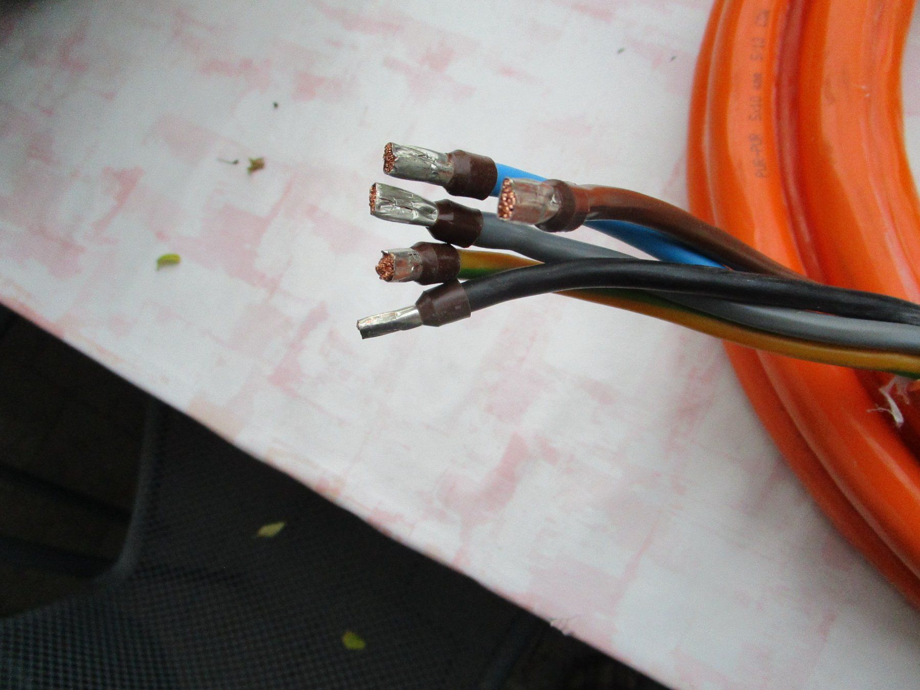 Cavi: PUR-Kabel 5x10mm2 / 8,5m – Usato da Kollbrunn venduto da Lapce 2