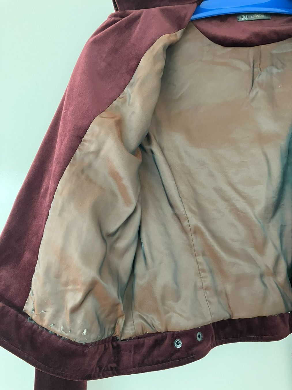 Nile Jacken: raffinierte Jacke - Farbe bordeaux - Nile – Gebraucht aus Weinfelden von Esche1 7
