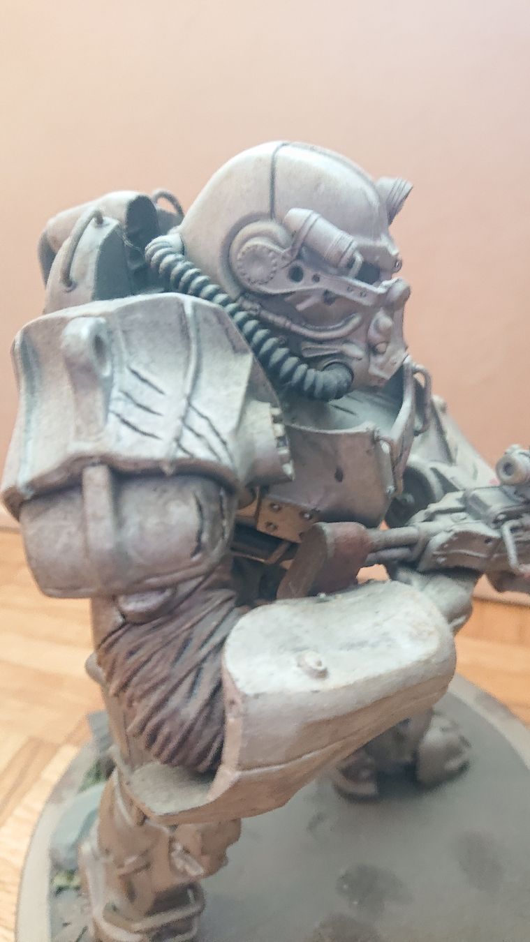 Statuette: Fallout Maximus Figur, Sammlerstück – Usato da Chur venduto da FreakofRarity 6