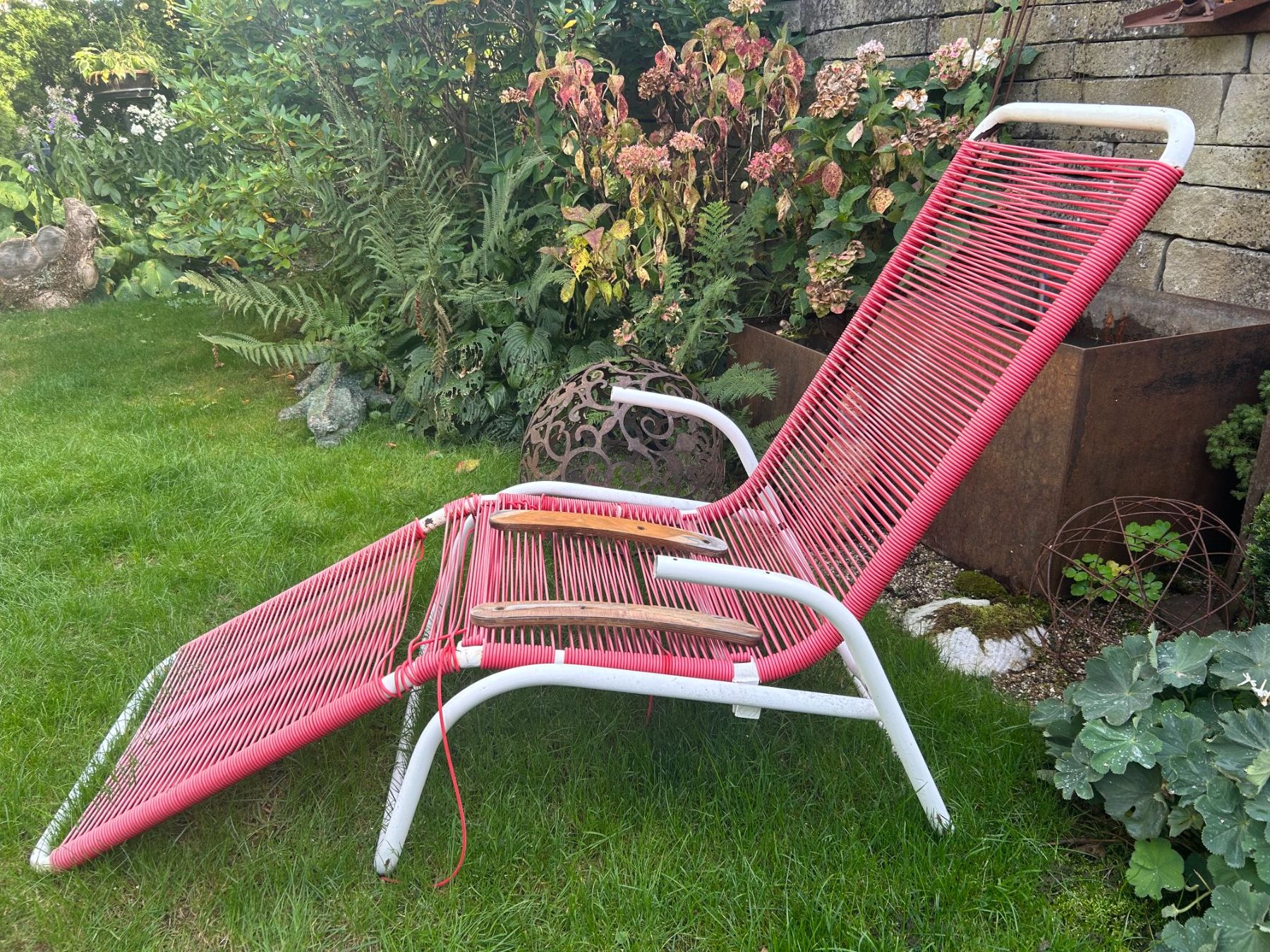 Sedie a sdraio: Spaghetti Gartenliege Schweizer Designklassiker – Usato da Benglen venduto da itleaw