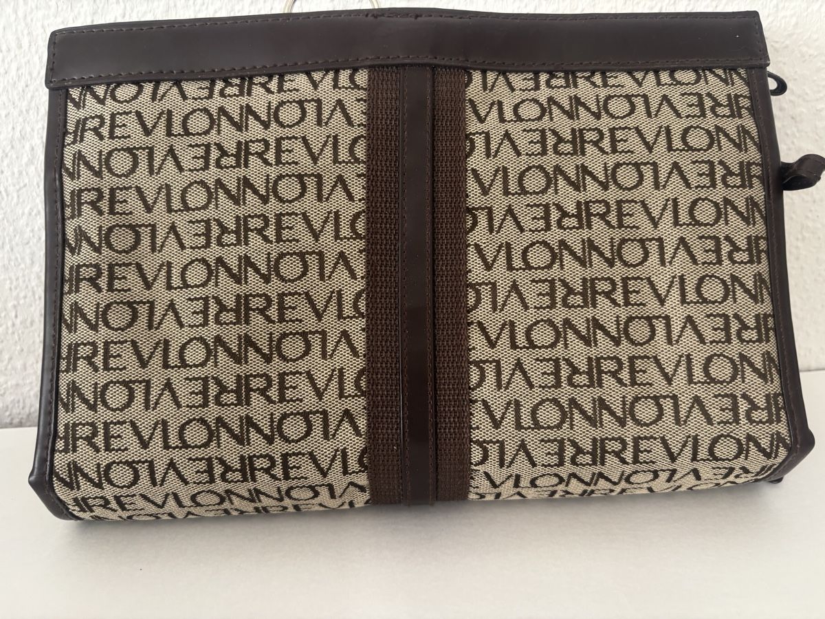 Custodie per cosmetici: Revlon Reise-Organizer mit 4Fächern 2er Set Nr 11 – Nuovo (secondo la descrizione) da Wallisellen venduto da AS.TZ. 2