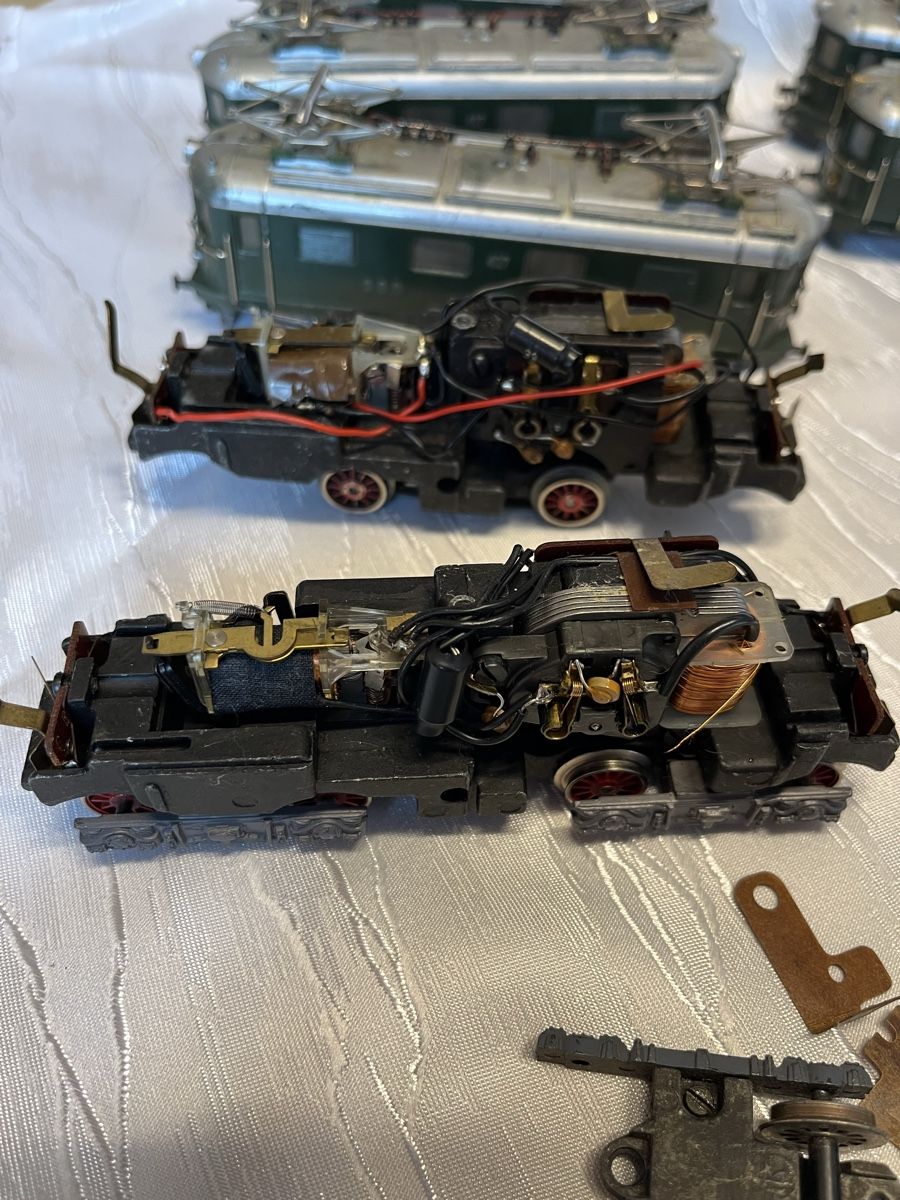 Märklin Modelleisenbahnen: Märklin Ret 800 – Defekt aus Olten von krabe05 1