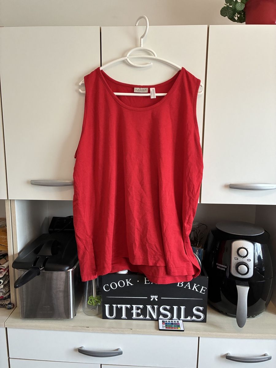 Top: Top – Usato da Ostermundigen venduto da Didi-Mader