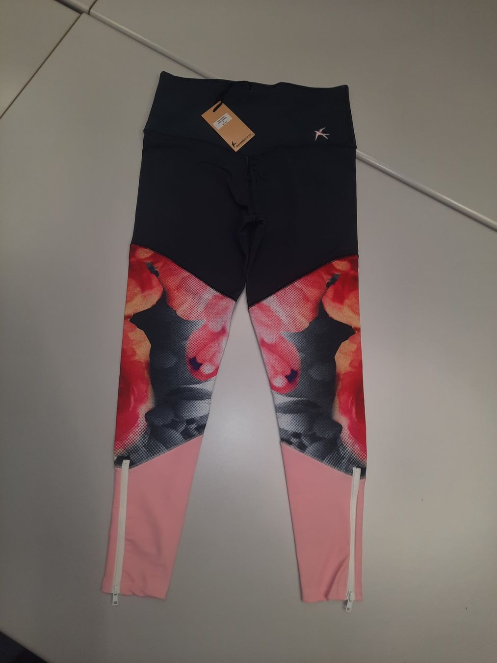 Leggings: Yogahose / Sporthose – Nuovo (secondo la descrizione) da Zürich venduto da ONVA-RE-USE