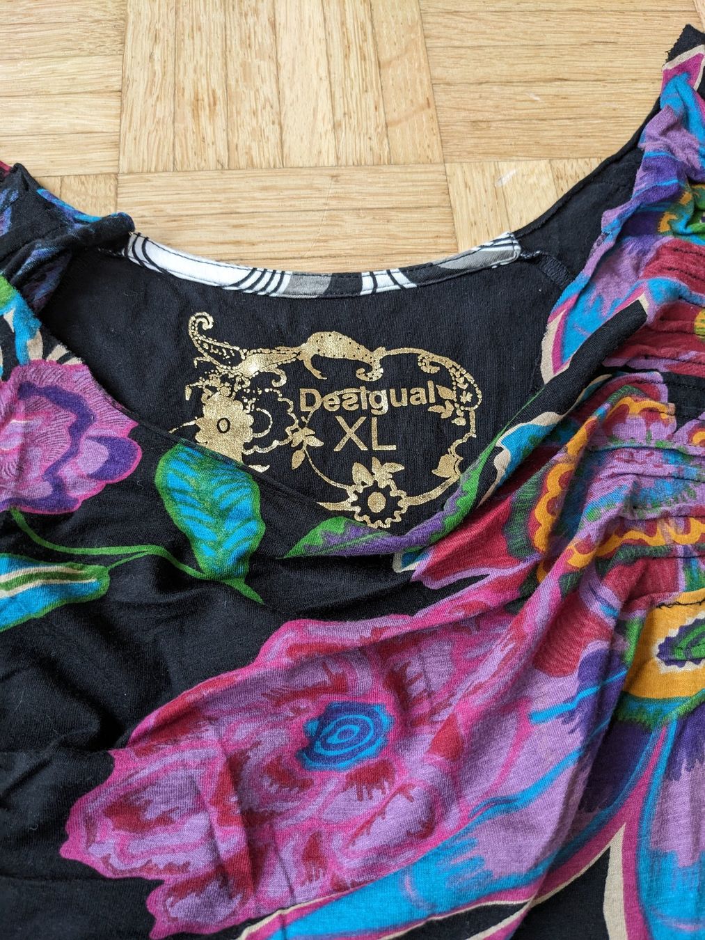 Desigual T-shirt: Desigual Oberteil Shirt XL/ L – Usato da Lengnau AG venduto da Nathi88 1