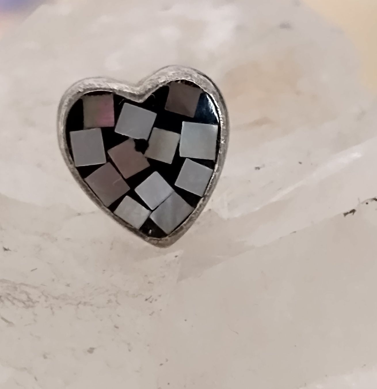 Ohrringe & -stecker: HERZ OHRRINGE SILBER 925 MIT PERLMUTT INLAY – Gebraucht aus Romanshorn von BoutiqueA 2