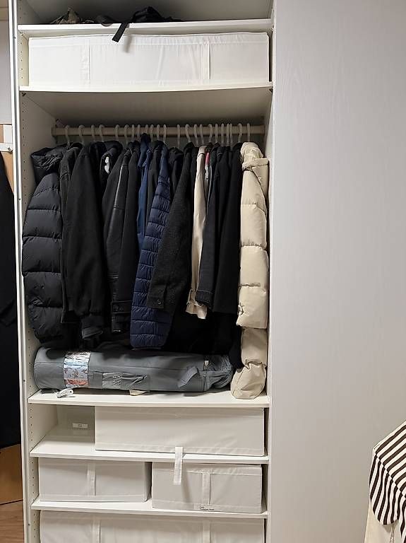 Armoires: Kleiderschrank Schiebetür  – D'occasion à Rheineck par egz_ddp9 2