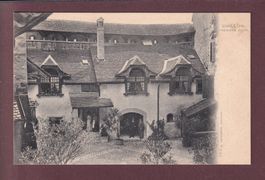 CHILLON - Première cour - Gens