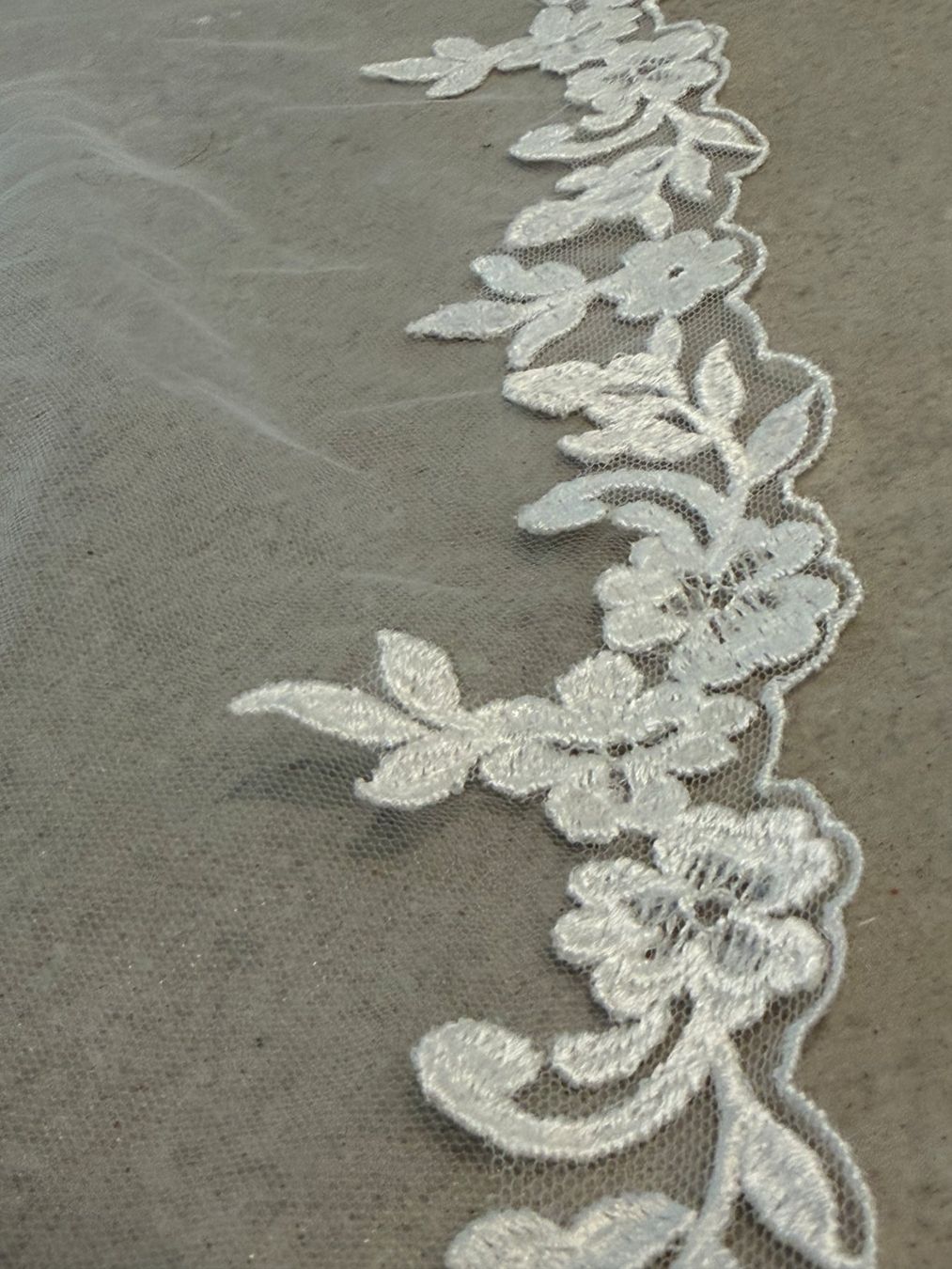 Accessori per capelli: Kathedrale-Schleier 3.5m weiss Spitze & Blusher – Usato da Aarau Rohr venduto da HappyKoala 3