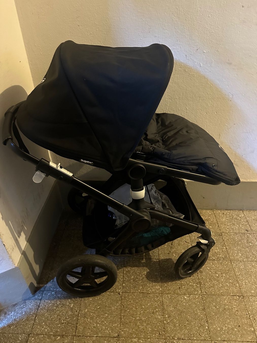 Bugaboo Carrozzine: Bugaboo Fox 3 Kinderwagen Schwarz – Usato da Bellmund venduto da Tania1990 1