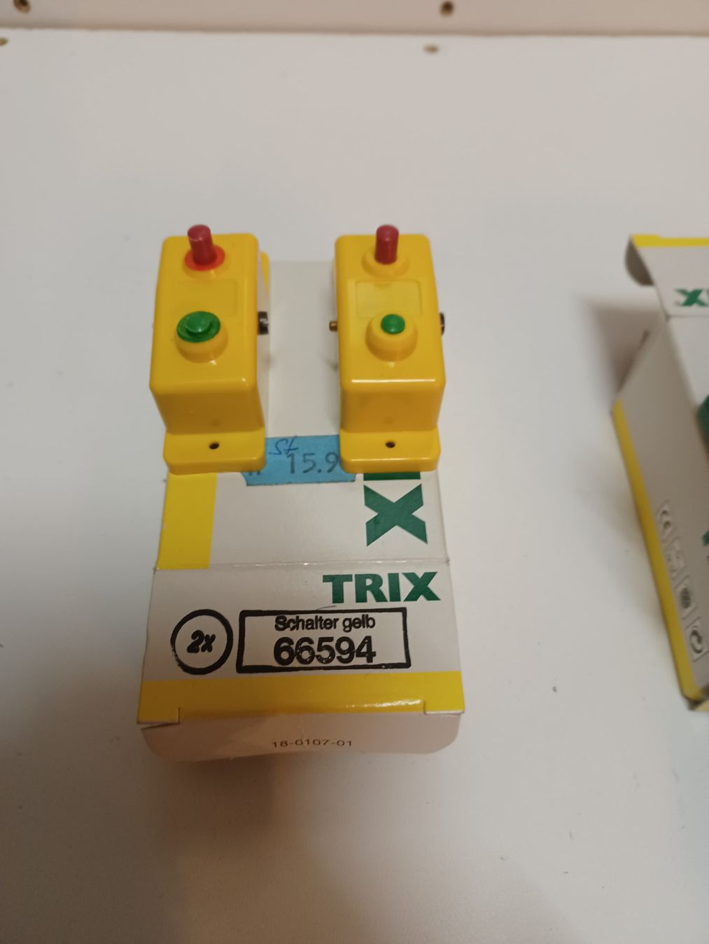 Trix Modellini di ferrovie: Trix Schaltpulte – Usato da Rüfenacht BE venduto da zur_2s9l 1