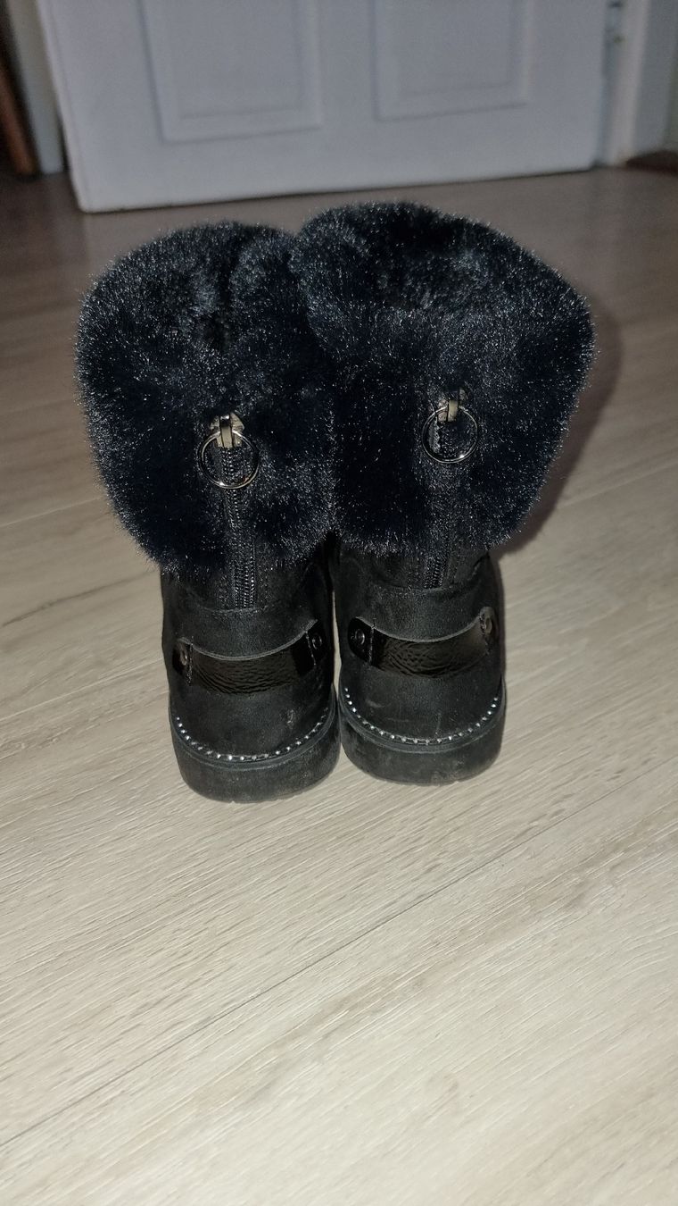 Tom Tailor Damenschuhe: Schwarze Winterstiefel Tom Tailor Gr.36 – Gebraucht aus Wigoltingen von Zuckerfee84 1