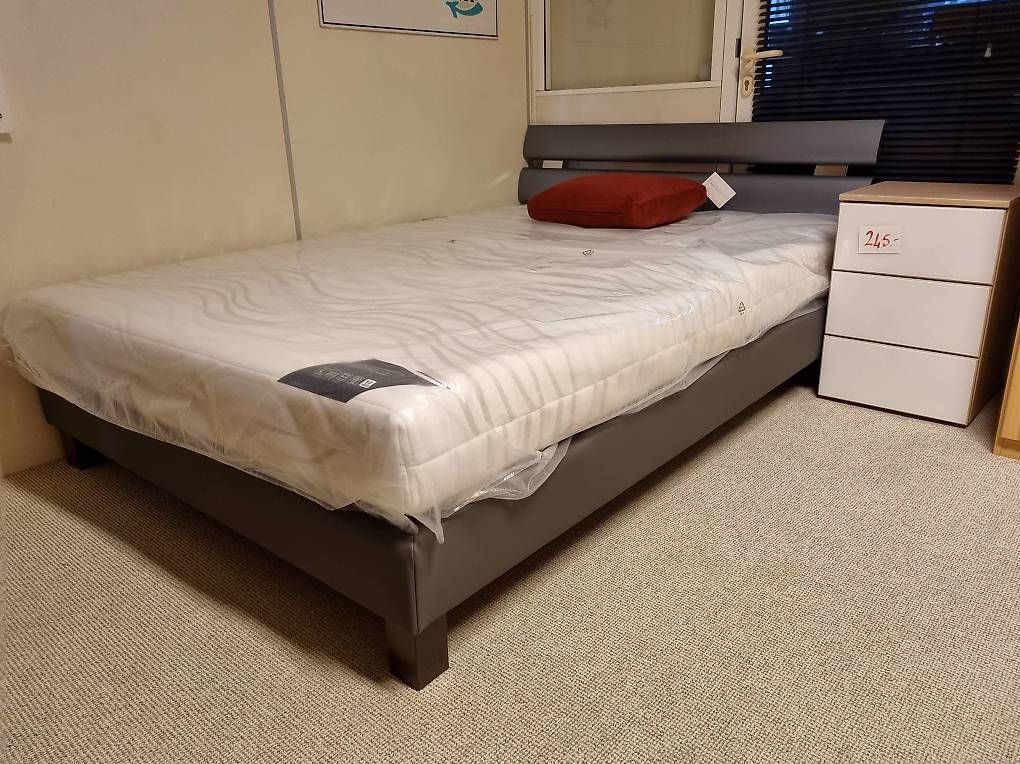 Betten: Lit complet 140 x 200cm. Articles neufs – Neu und originalverpackt aus Lausanne von casa56