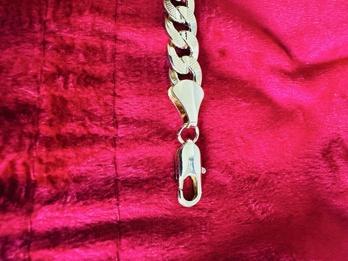 Bracciali & Braccialetti: Bracciale catena dorato 20 M  – Nuovo (secondo la descrizione) da Cureglia venduto da myr_9v25 1