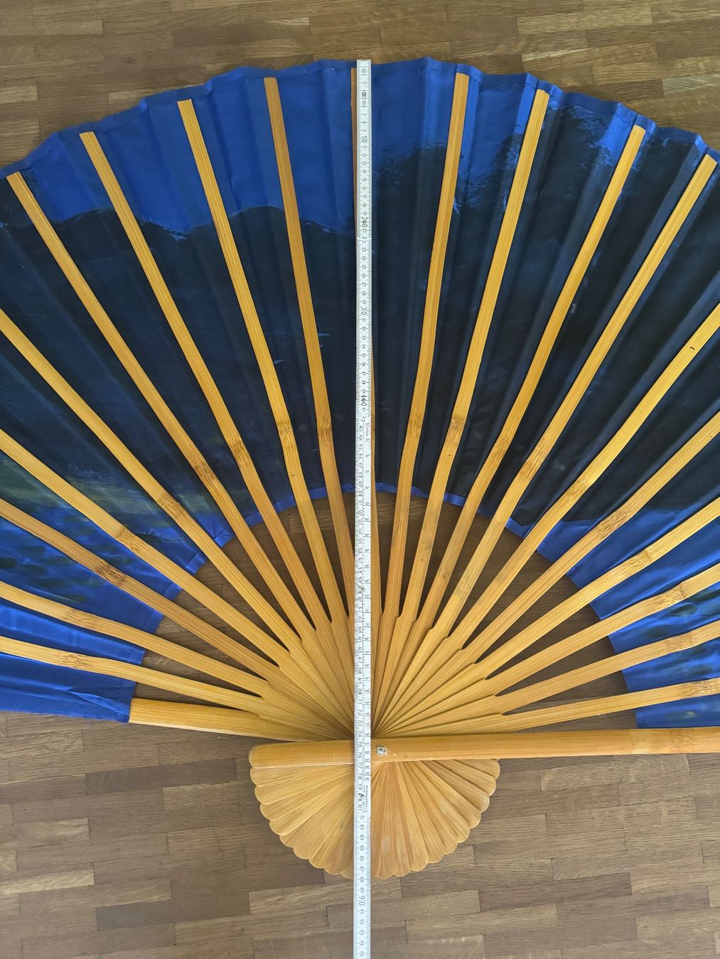 Toutes les décorations: grosser Fächer – D'occasion à Münsingen par sam_528s 1