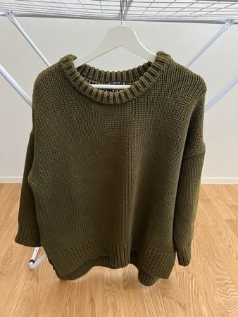 Damen Pullover Zara Knit Olivgrün Grösse M guter Zustand