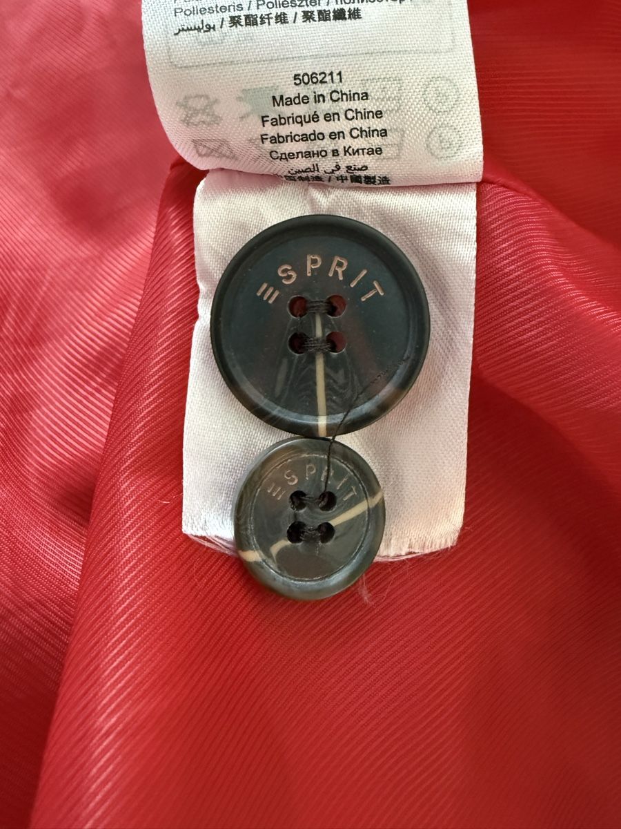 Esprit Cappotti: Esprit Damen Mantel rot Grösse XXL – Usato da Suhr venduto da blonde_rose 3