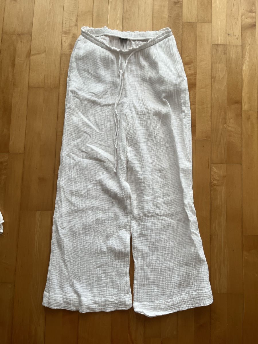 Pantaloni: Gina Tricot Stoffhose – Usato da Baar venduto da vanessaa_