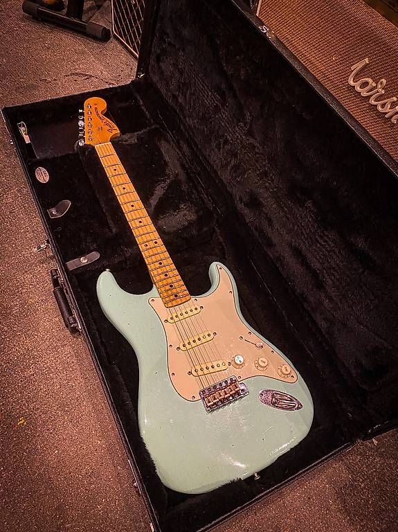 Fender Musikinstrumente: Fender Stratocaster custom shop 65 journey men 2019 – Gebraucht aus Montreux von Alligator-AMPS 4