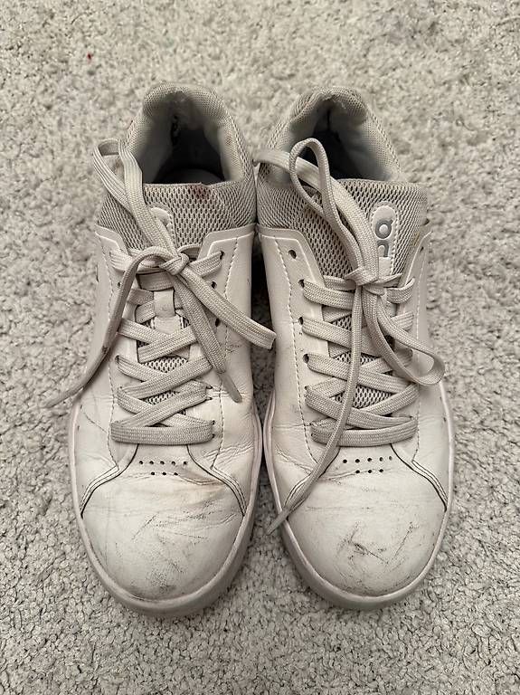 Scarpe da donna: On Running The Roger Gr.37.5 – Usato da Küsnacht ZH venduto da nat_m97w