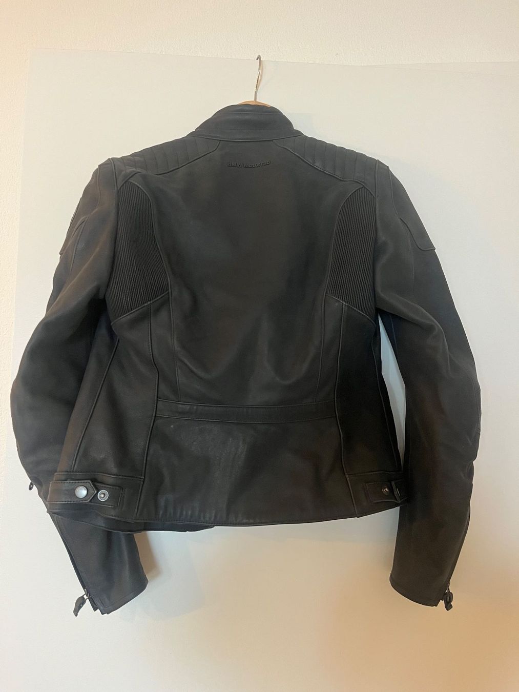 BMW Jacken: BMW Motorrad Damen Lederjacke Gr. 36 – Neu (gemäss Beschreibung) aus Holzhäusern ZG von geo_l58z 1