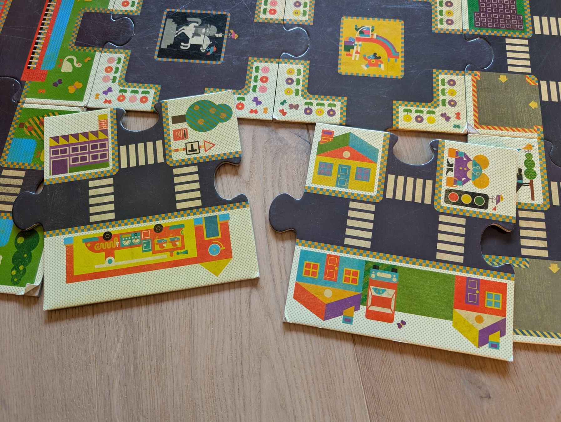 Giocattoli: Spielstrassen-'Teppich' in Puzzle-Form – Usato da Winterthur venduto da Blablakadabra 2
