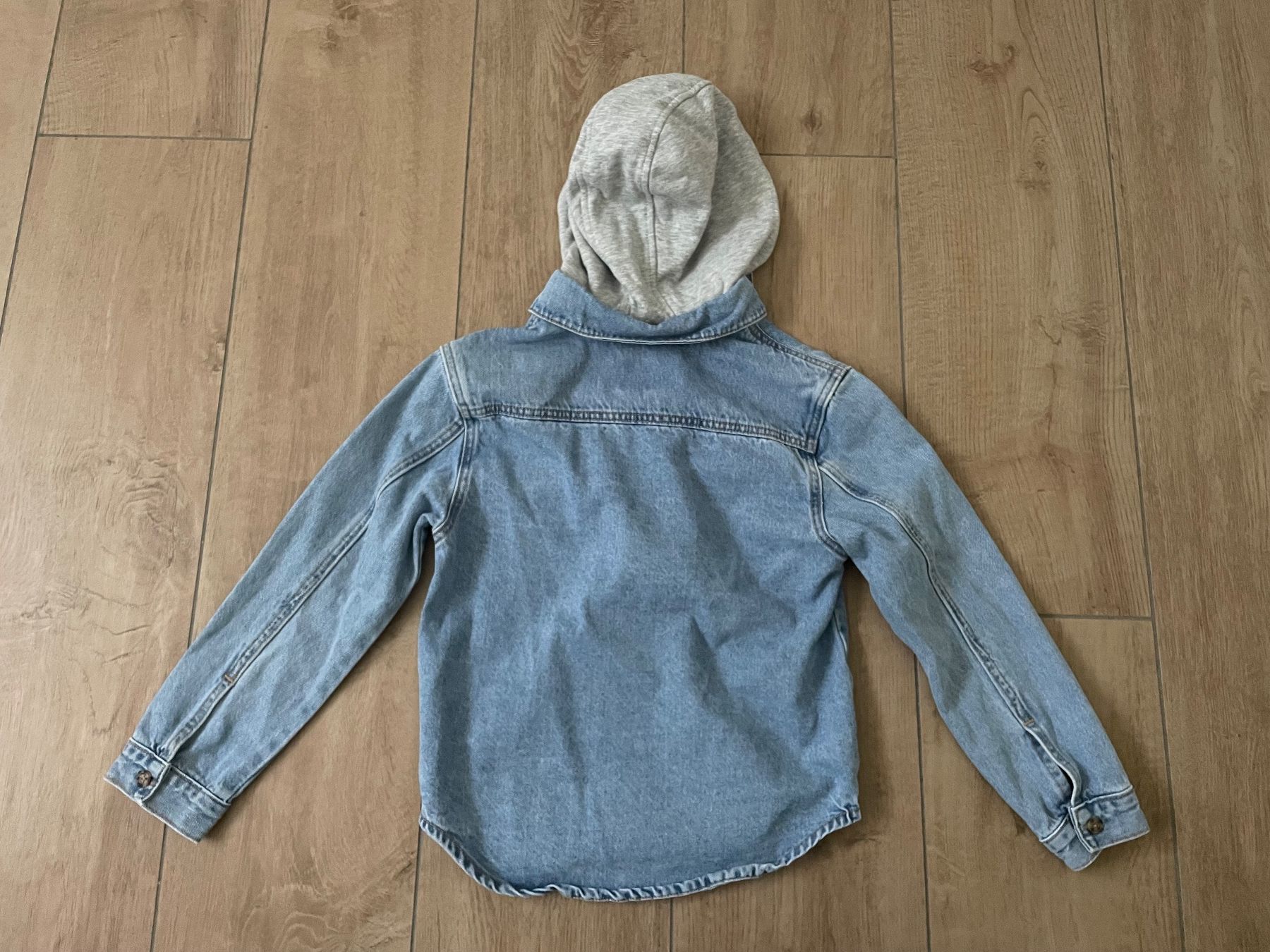 Manor Camicie, T-shirt & Polo: Jeanshemd von Manor Gr. 116 Neuwertig – Nuovo (secondo la descrizione) da Waltenschwil venduto da hansnine 2