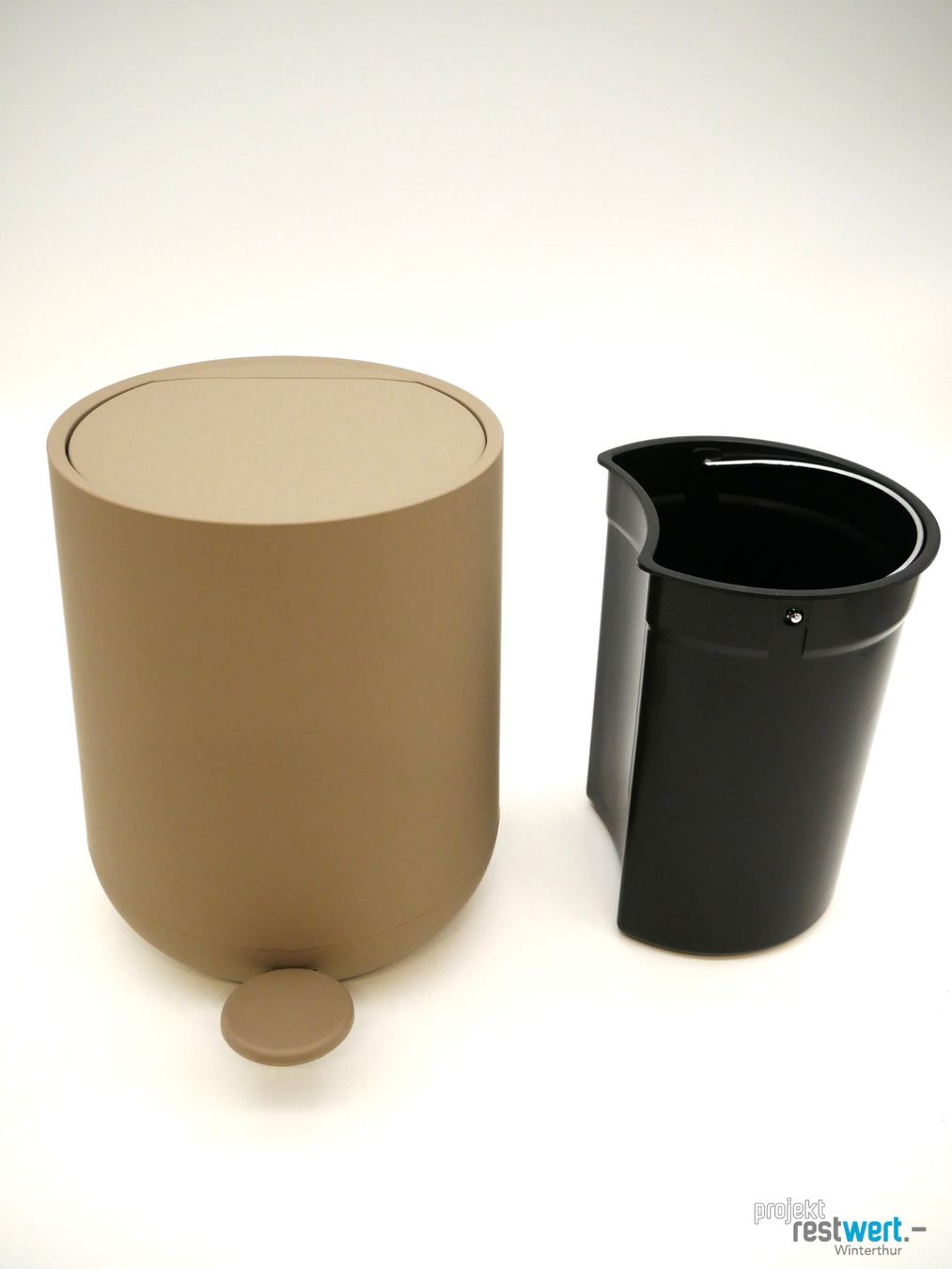 Poubelles: ZONE DENMARK - Tretmülleimer Nova 3L, Taupe – Neuf (Voir description) à Winterthur par Restwert_Winterthur 1