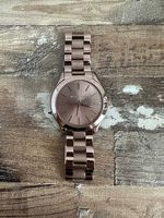 Damen Uhr