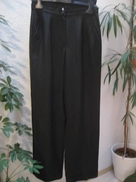 Pantaloni: Pantalon taille 38 Tuzzi, neuf – Nuovo e nell'imballaggio originale da Delémont venduto da marryb