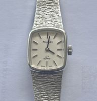 Montre Nivada Vintage Quartz, bracelet acier inoxydable.