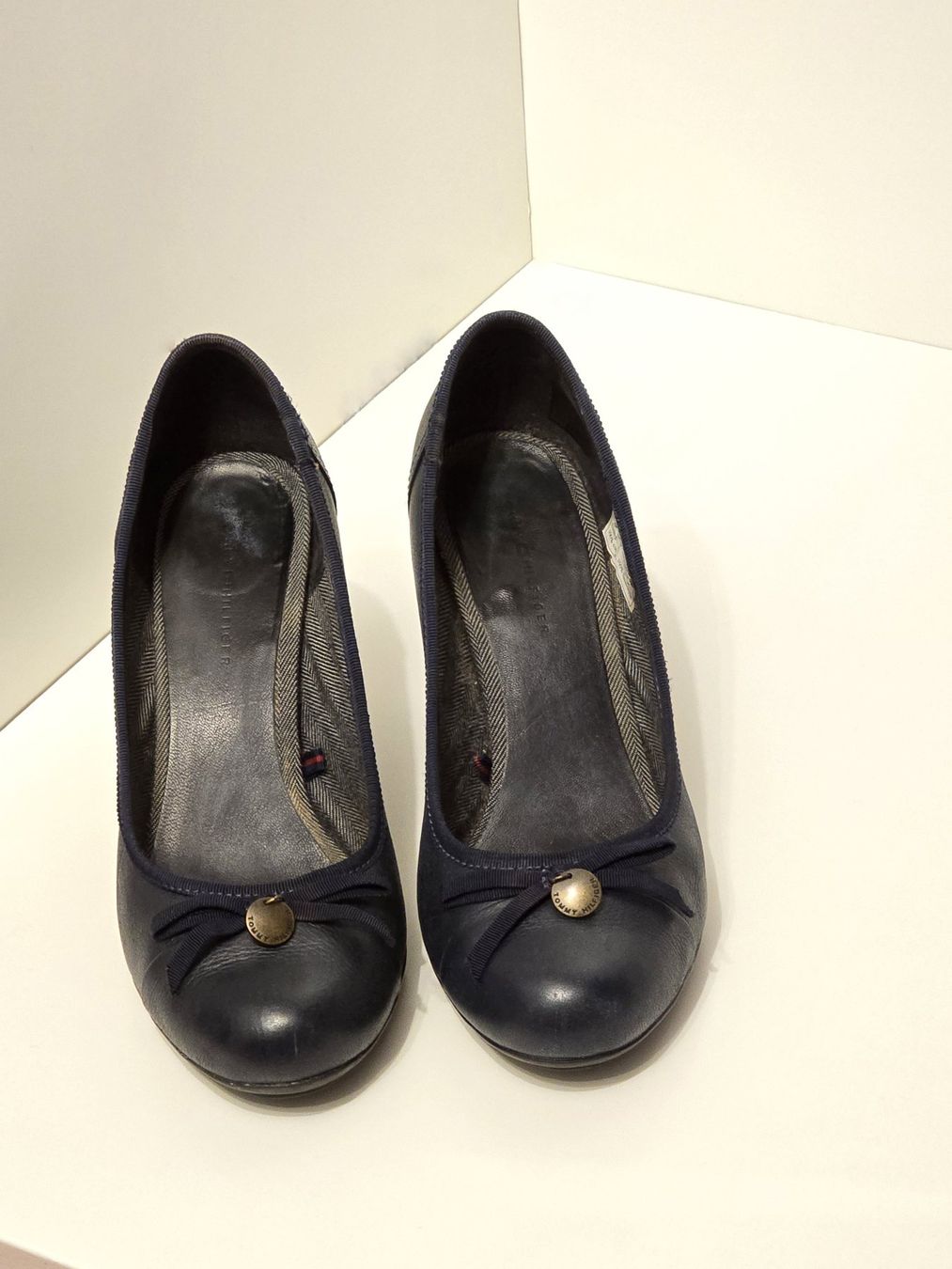 Tommy Hilfiger Scarpe da donna: Tommy Hilfiger Pumps, blau,  Gr.39 – Usato da Thal venduto da man_52_al 7