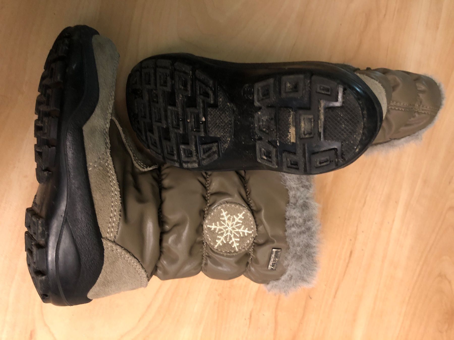 Scarpe per ragazze: Twisty Winterstiefel Gr.26 – Usato da Obergerlafingen venduto da cabo4 2